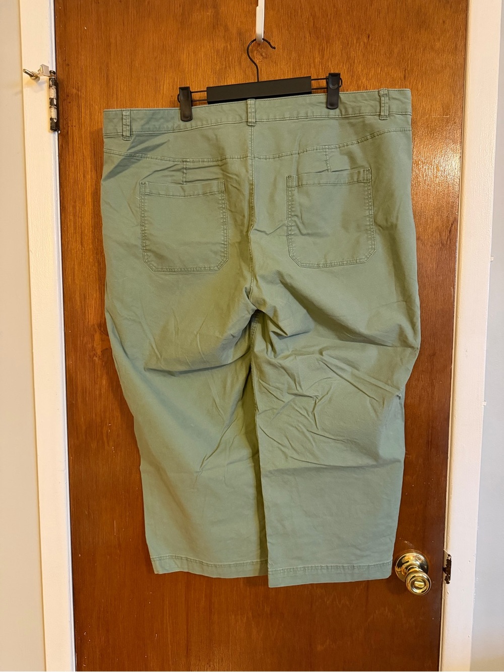 Casual Olive Wide Leg Capri - Picture 4 of 6